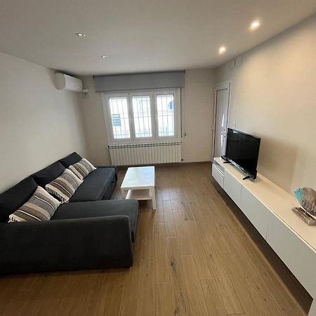 Apartamento En La Playa. Free Parking. Free Wifi L' Escala Eksteriør billede
