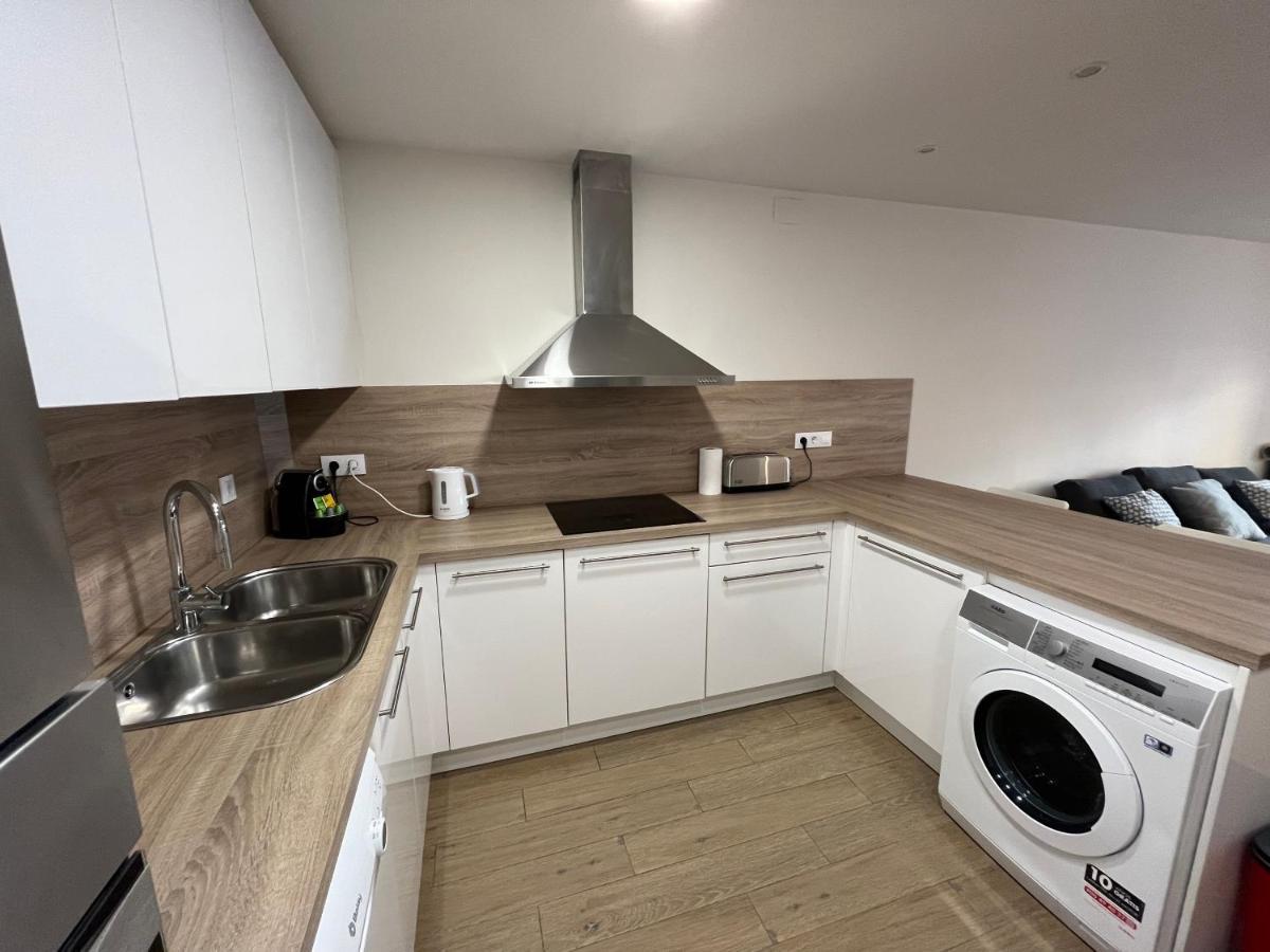 Apartamento En La Playa. Free Parking. Free Wifi L' Escala Eksteriør billede